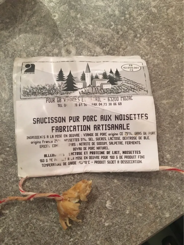 Saucisson pur porc aux noisettes