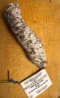 Saucisson pur porc au fromage de chèvres, fabrication artisanale