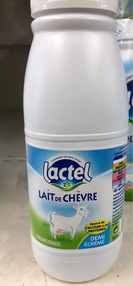 Lait de chèvre 1/2 écrémé stérilisé UHT
