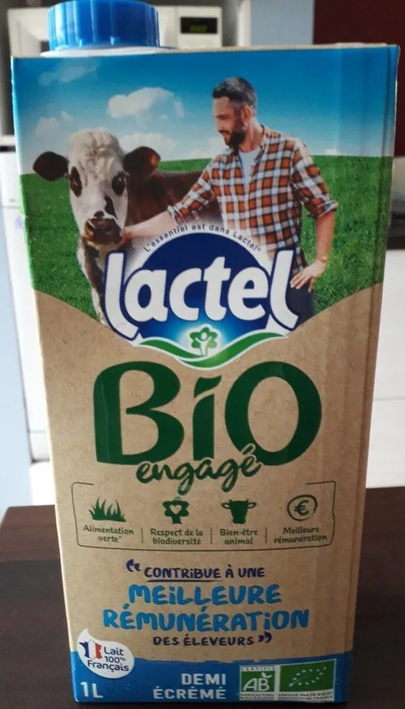 Lait bio demi-écrémé