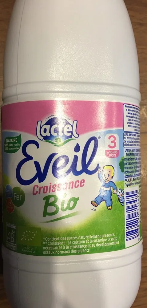 Lait de croissance au lait entier