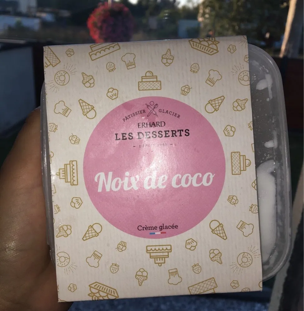 Noix de coco crème glacée