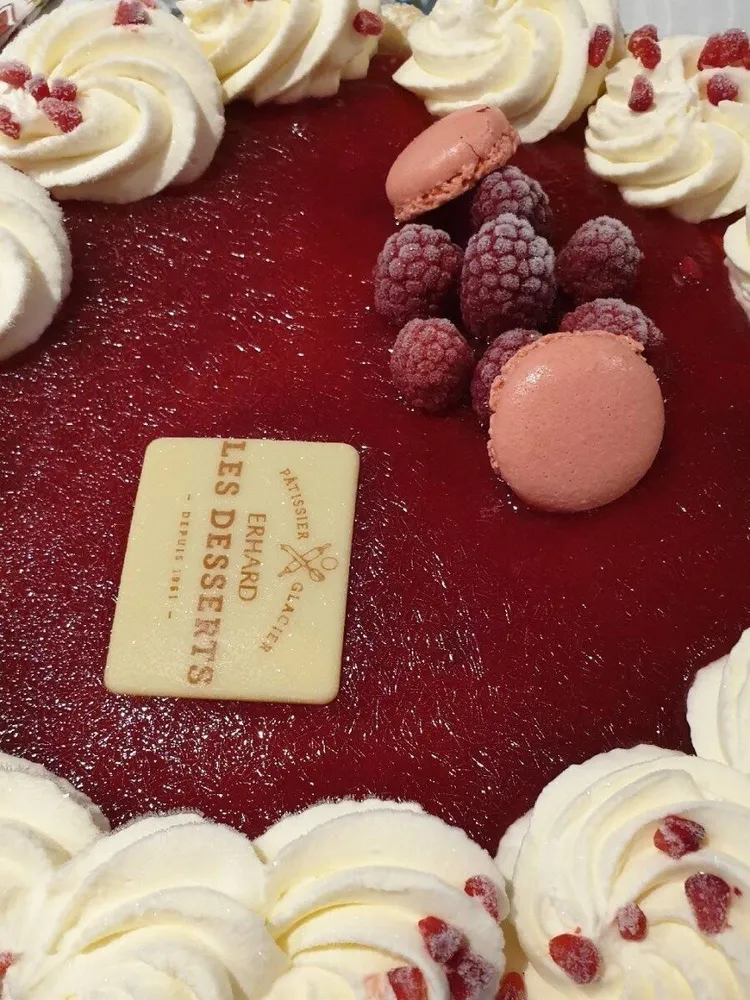 Vacherin vanille framboise