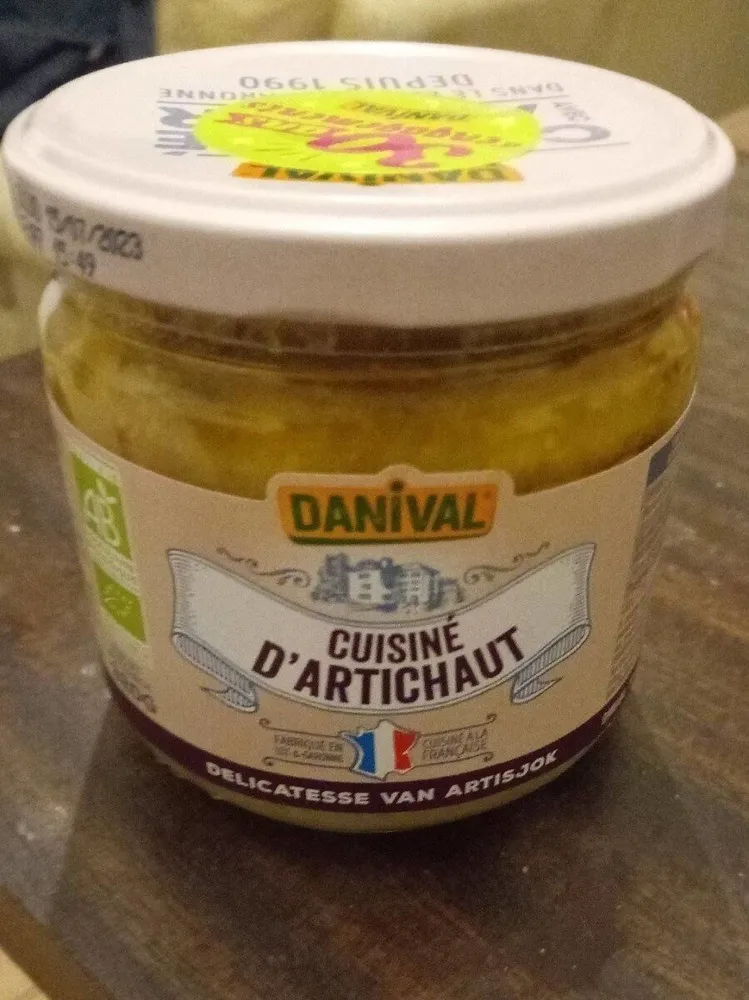 Cuisiné d'artichaut