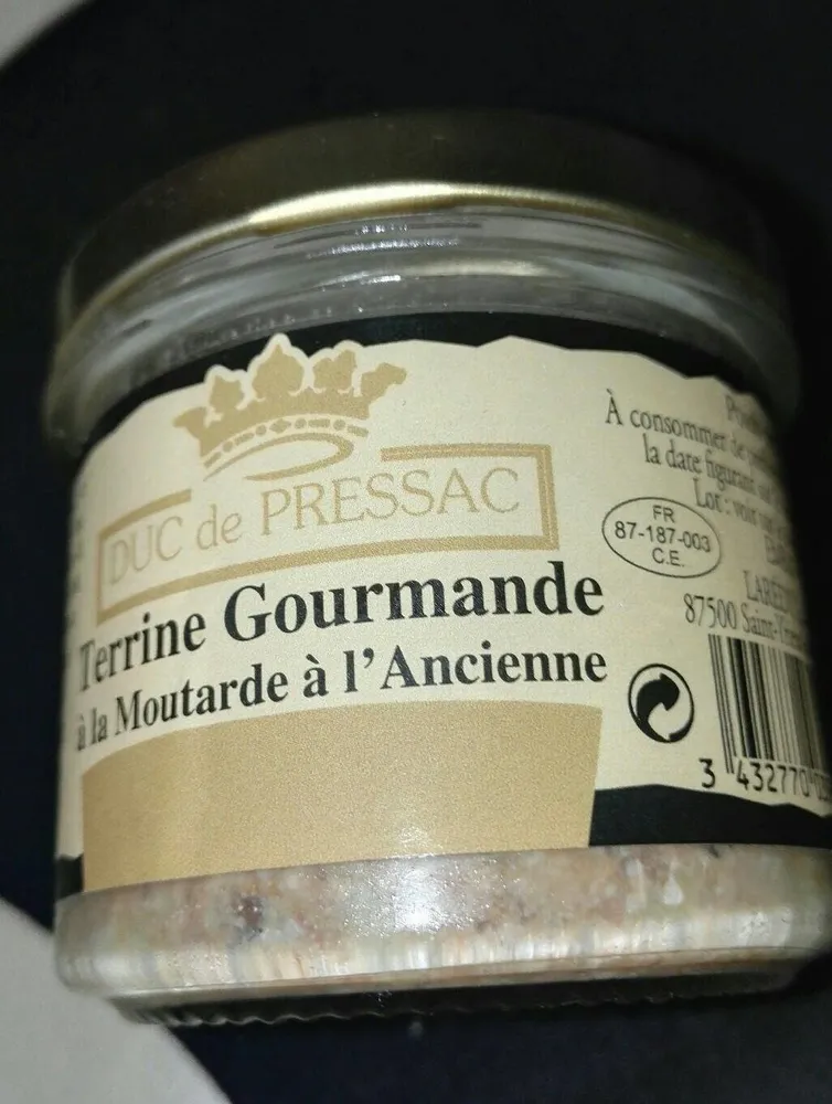 Terrine gourmande à la moutarde à l'ancienne