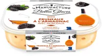 Glace à l'Armagnac avec morceaux de pruneaux macérés à l'Armagnac