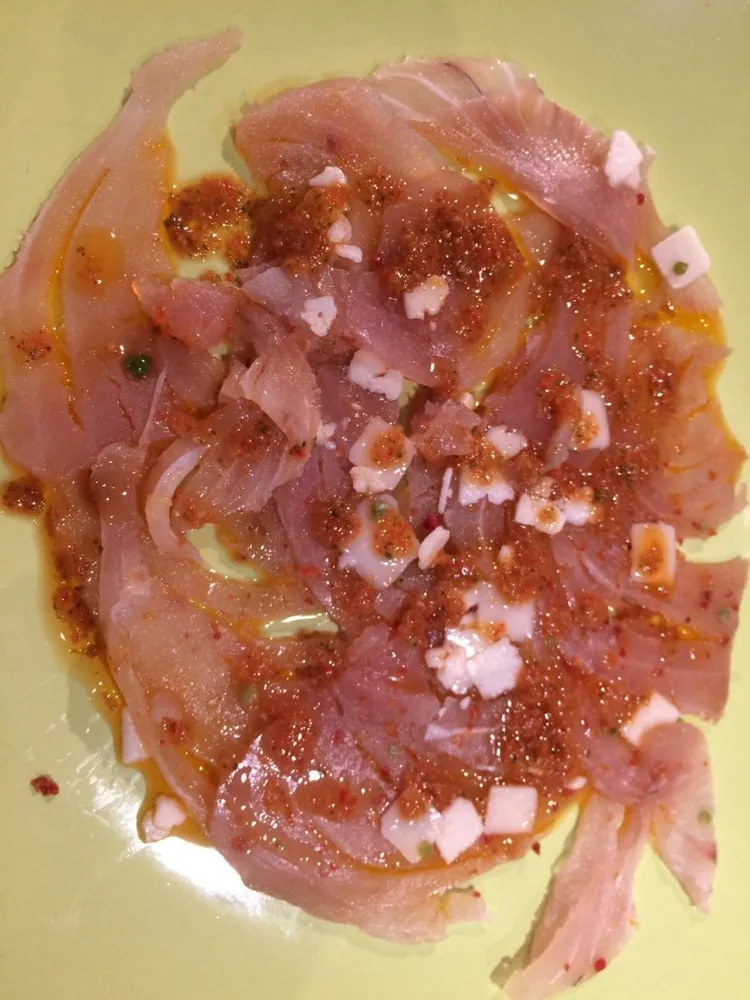 Carpaccio de Thon au Pesto Rosso