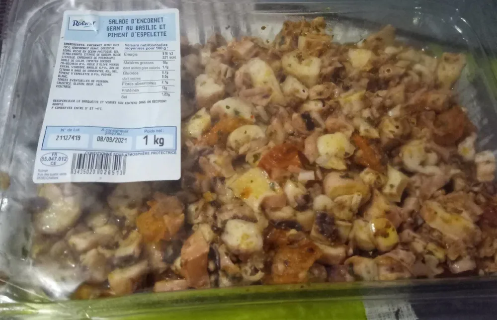 Salade d'encornet géant au basilic et piment d'Espelette