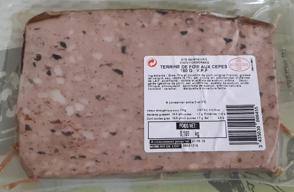 Terrines de foie aux cèpes