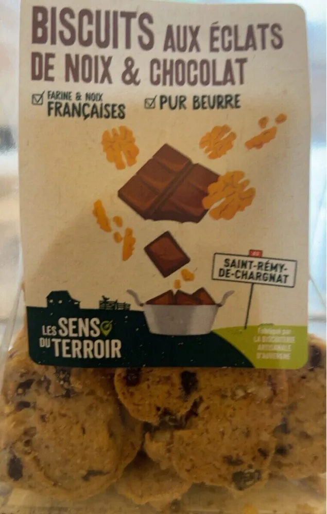 Biscuits aux éclats de noix et chocolat