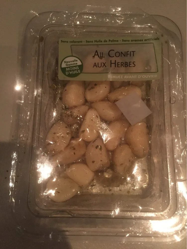 Ail confit aux herbes