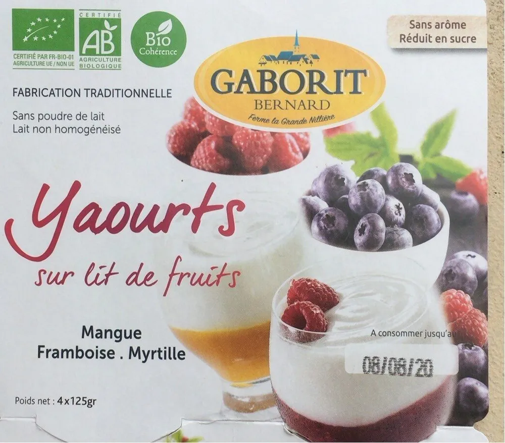 Yaourts sur lit de fruits