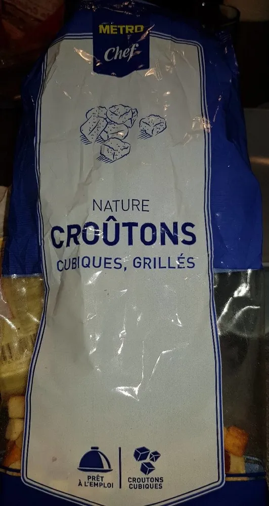 Croûtons nature cubiques, grillés