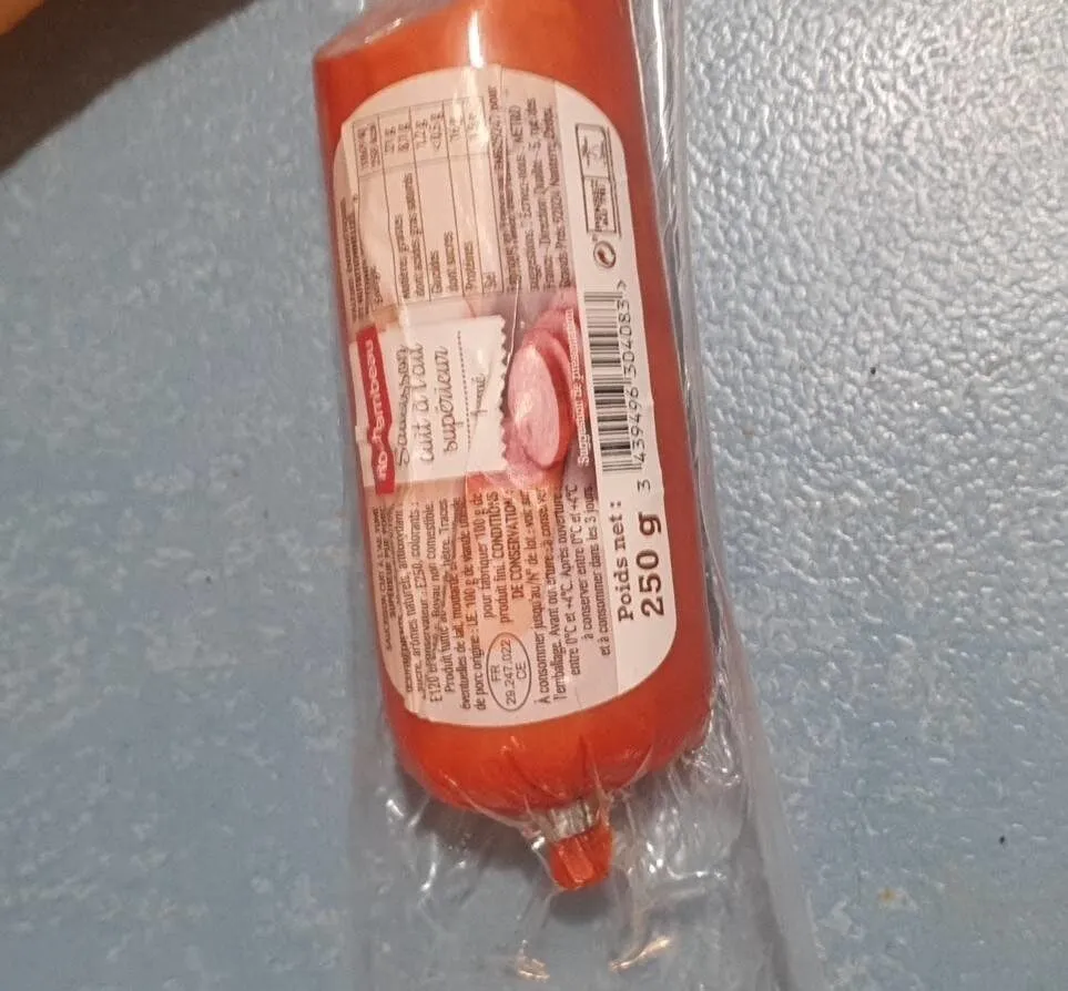 Saucisson cuit à l'ail fumé