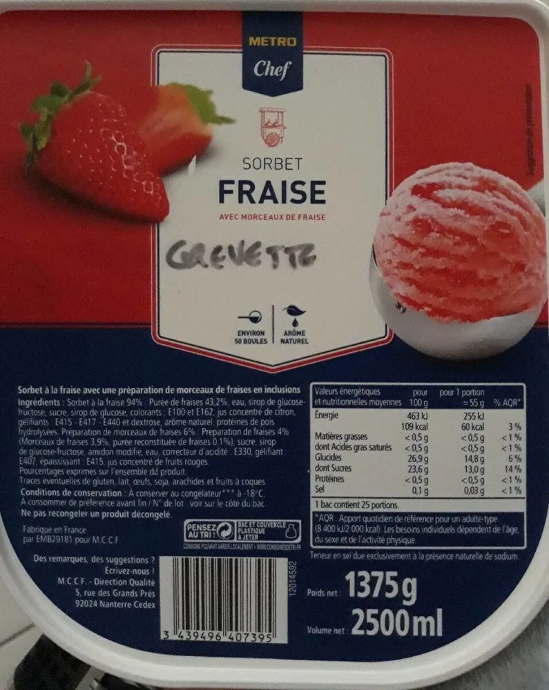Sorbet fraise avec morceaux de fraise