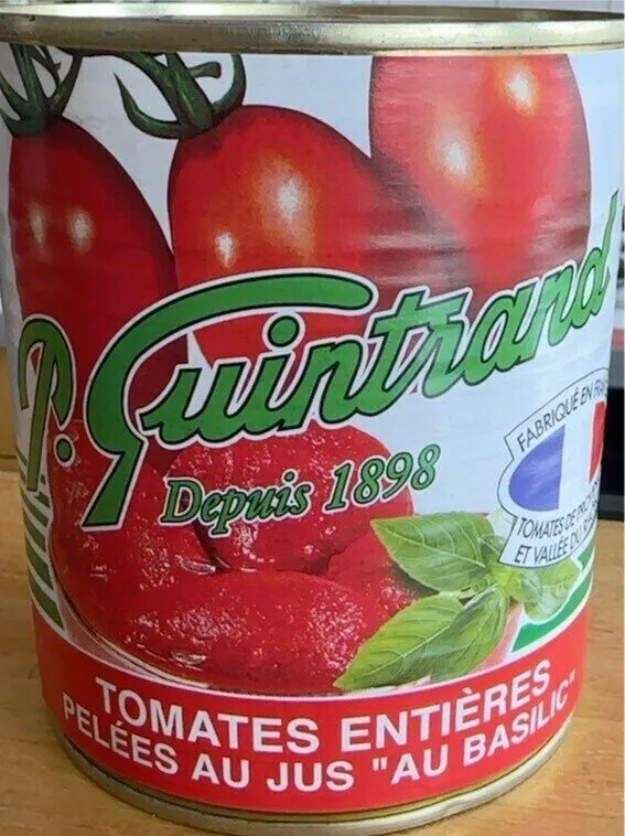 Tomates entières pelées au jus « au basilic »