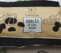 Sablés à l'ail noir