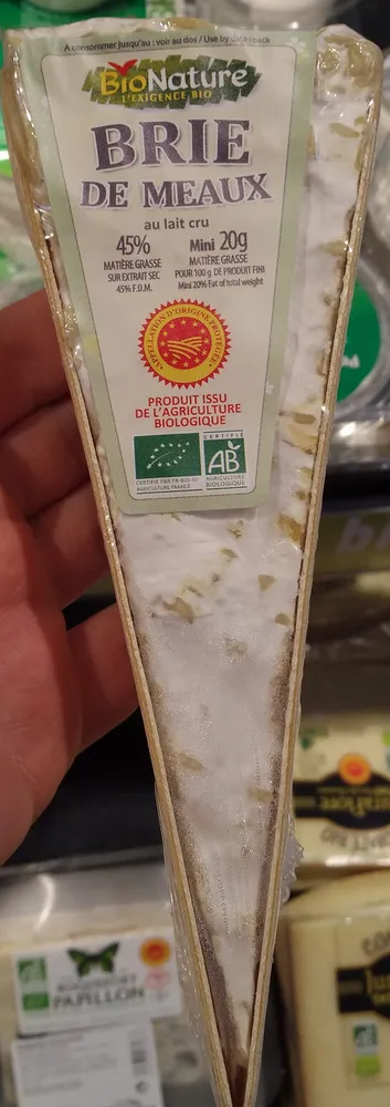 Brie de Meaux au lait cru