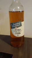 Vinaigre de vin blanc aromatisé à la noix