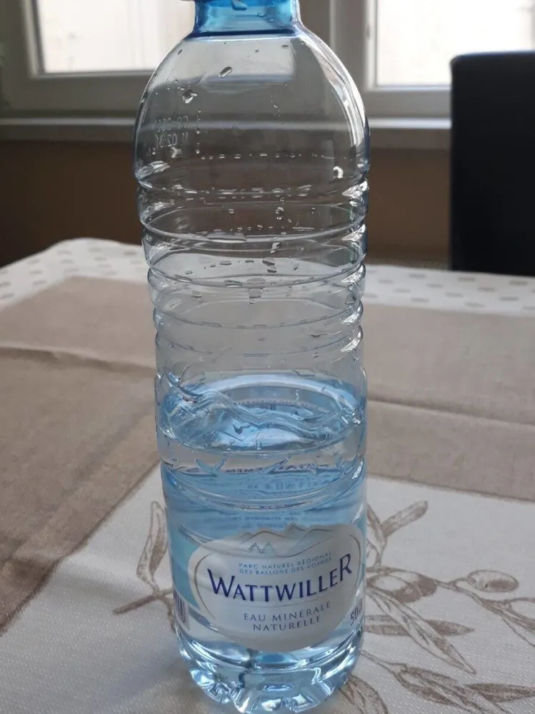 Eau minérale naturelle