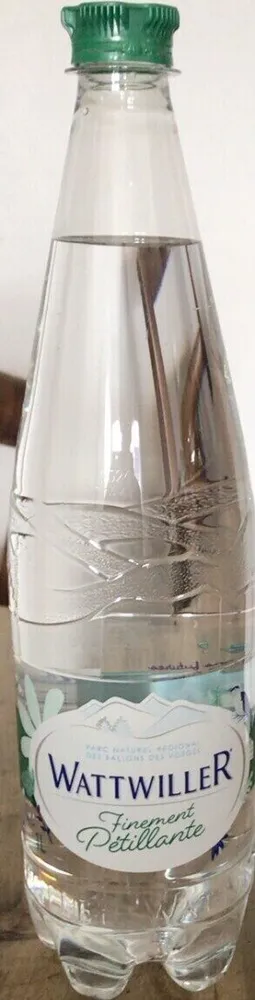 Eau finement pétillante