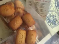 Petits fours financiers