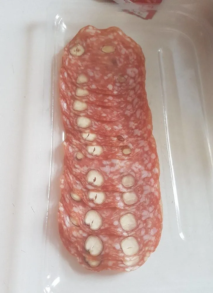 Saucisson aux noisettes