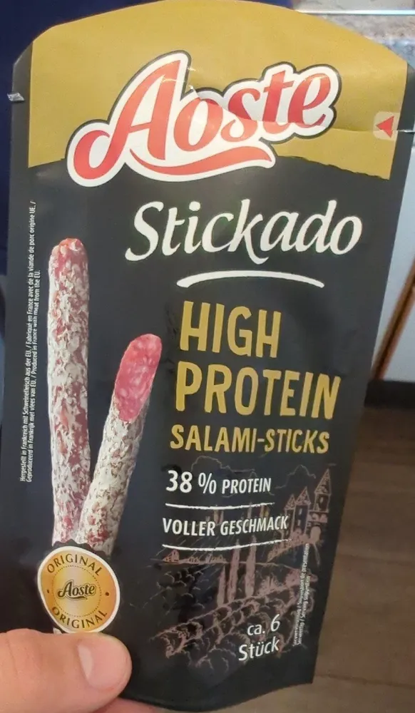 Stickado High Protein Salami Sticks 38% Protein