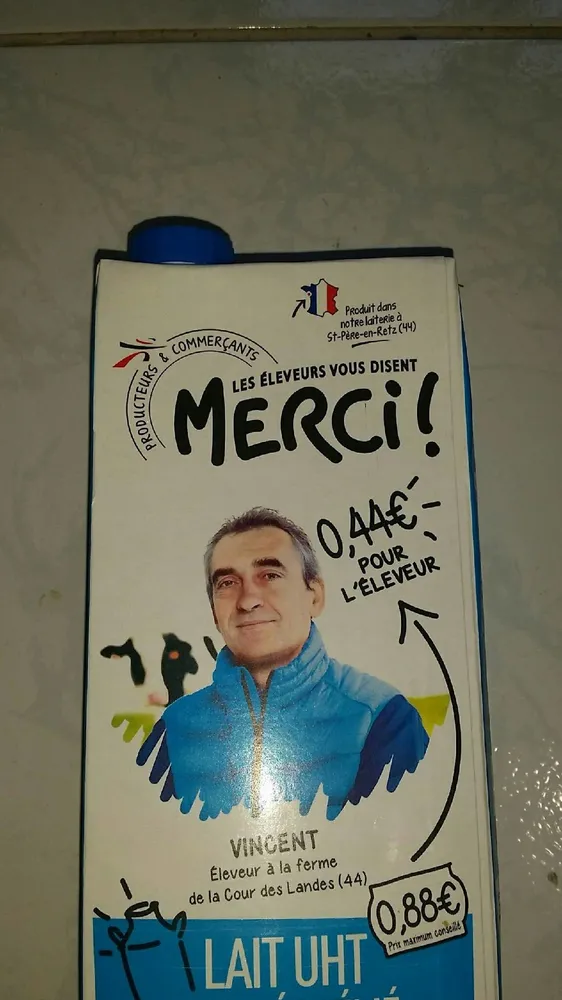 Lait uht demi écrémé
