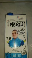 Lait uht demi écrémé