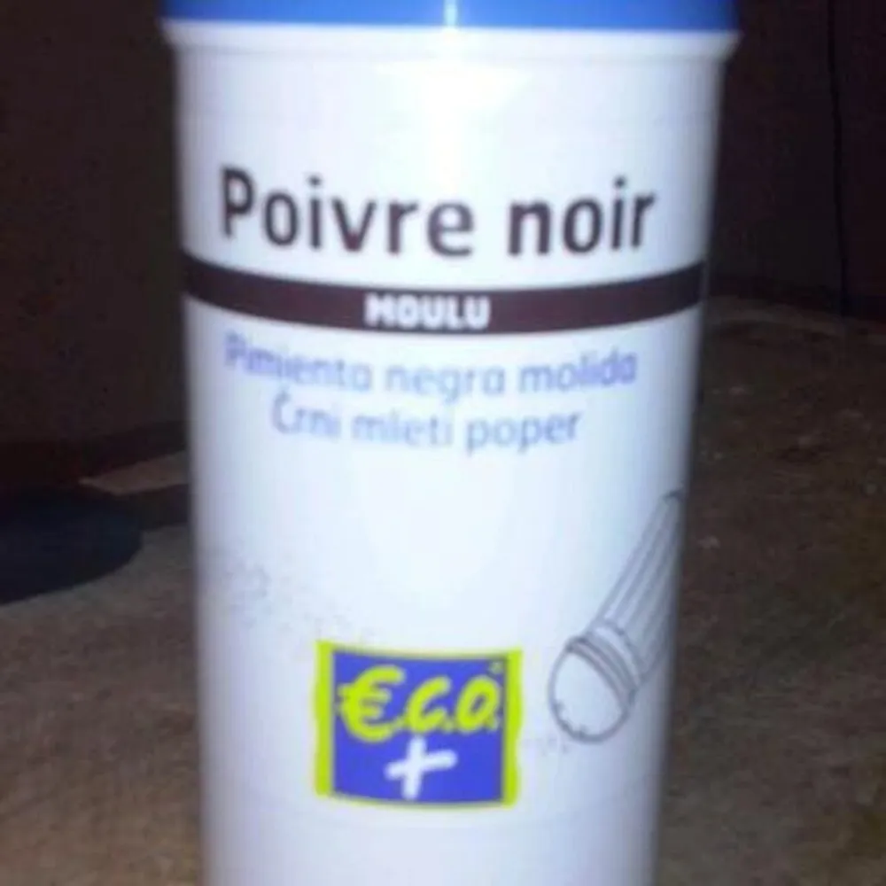 Poivre noir moulu