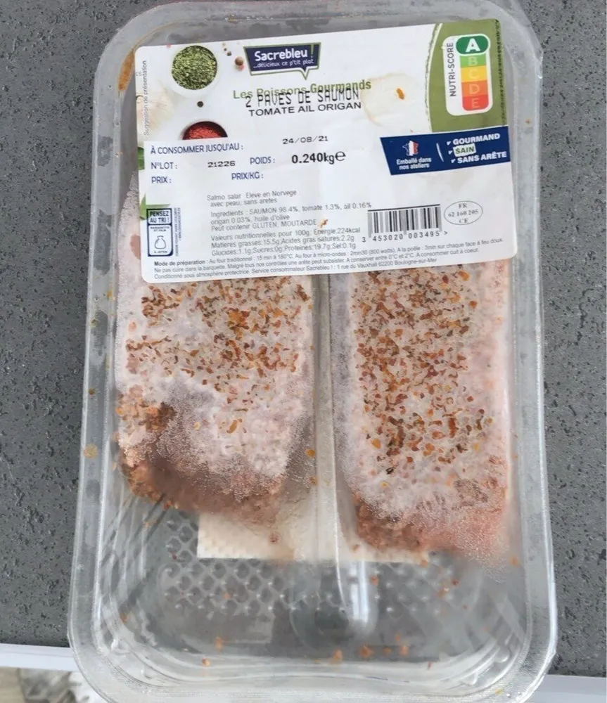 2 pavés de saumon Tomate Ail Origan