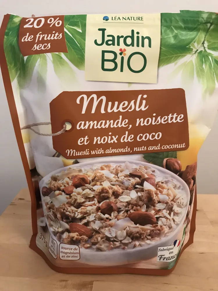 Muesli amande, noisette et noix de coco