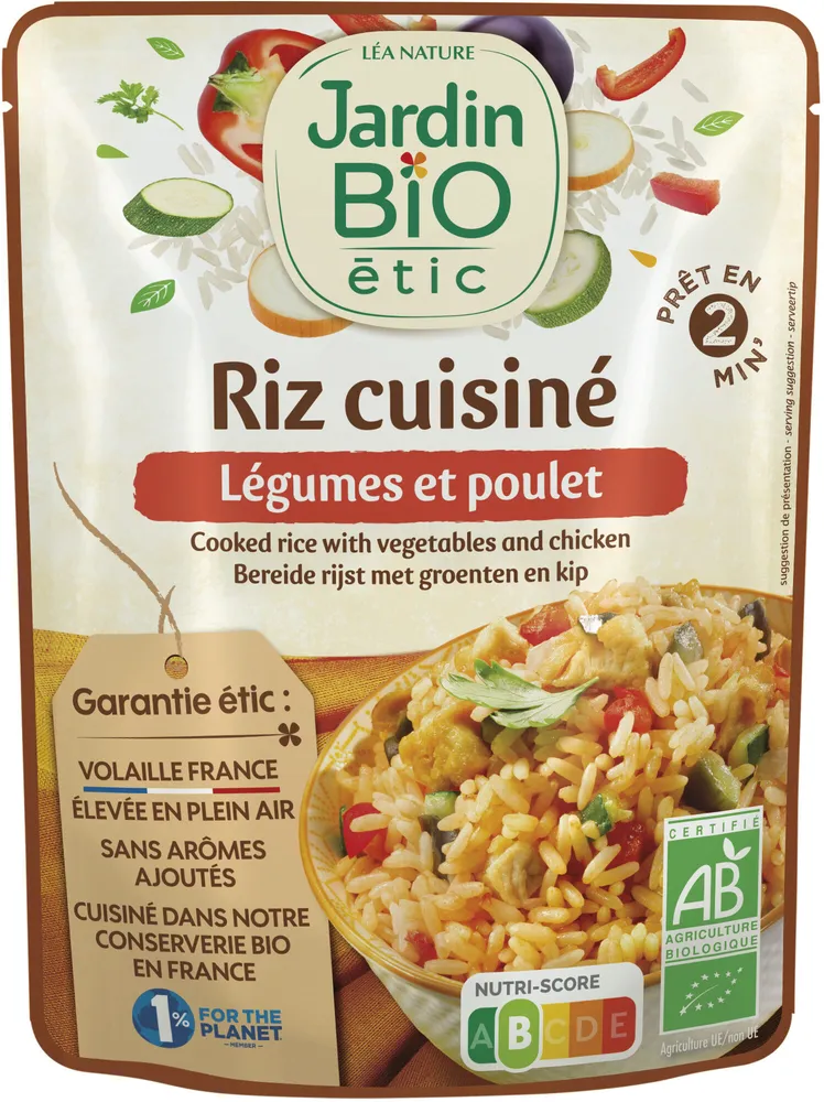 Riz cuisiné légumes et poulet