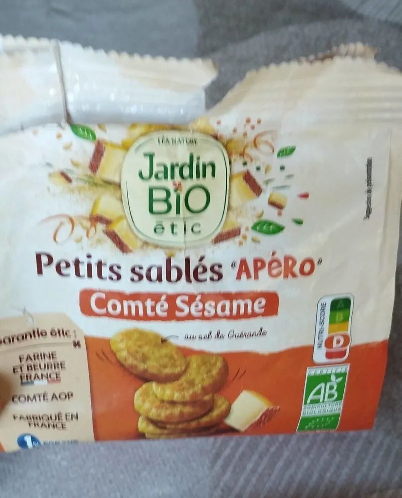 Petits sablés "apéro" comté sésame