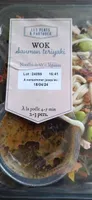 Nouilles de blé saumon légumes sauce Teriyaki