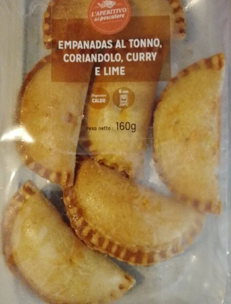 Empanadas al tonno coriandolo curry e lime