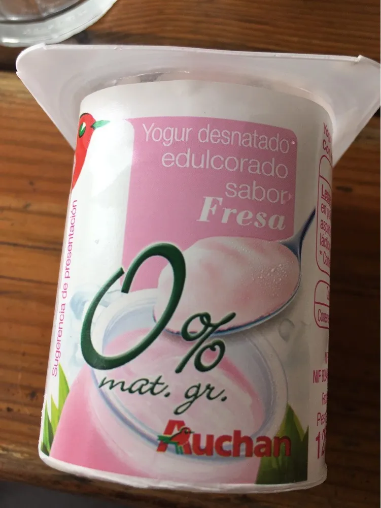 Yogur desnatado edulcorado sabor fresa