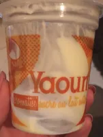Yaourt vanille aromatisé sucré au lait entier