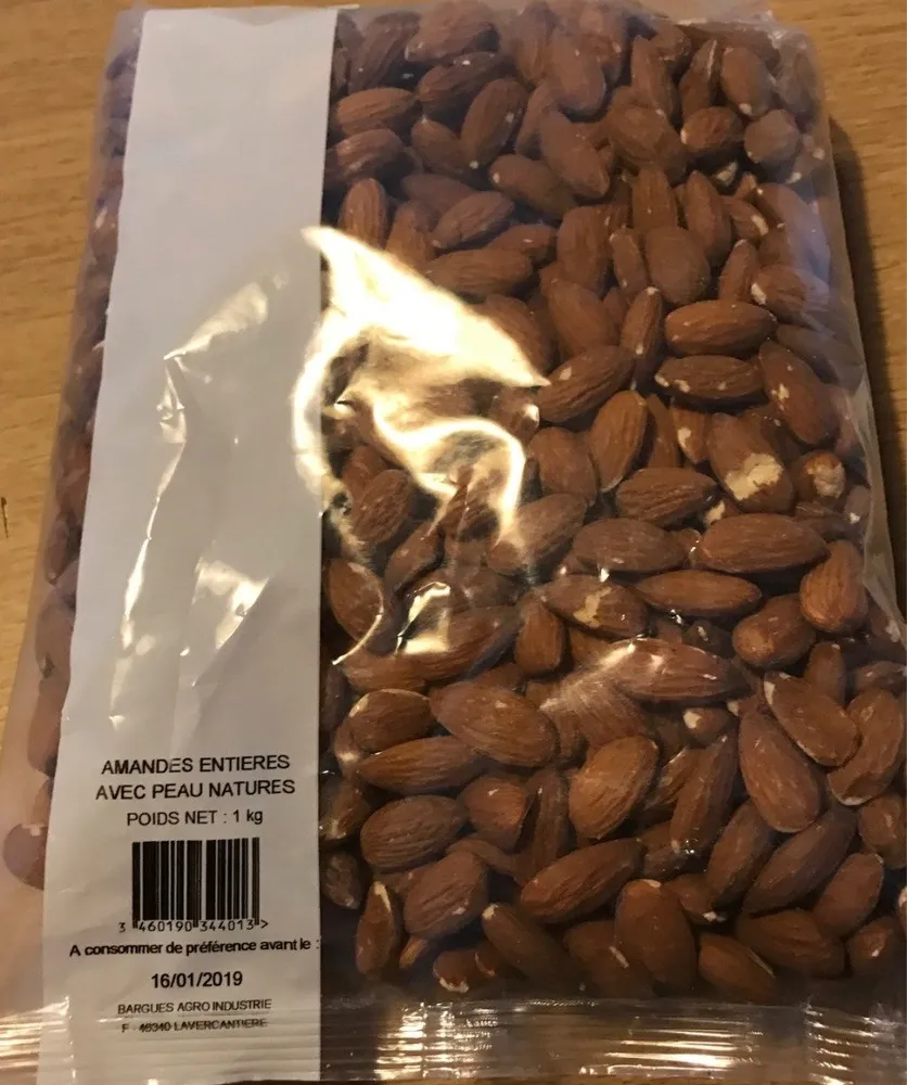 Amandes entieres
