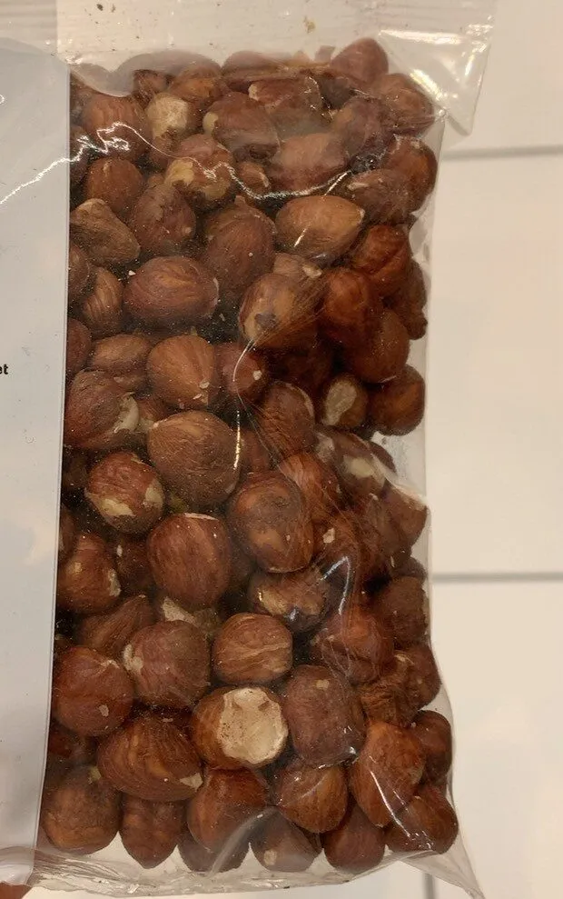Noisettes decortiquées