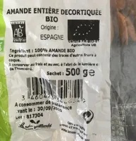 Amandes entieres decortiquees