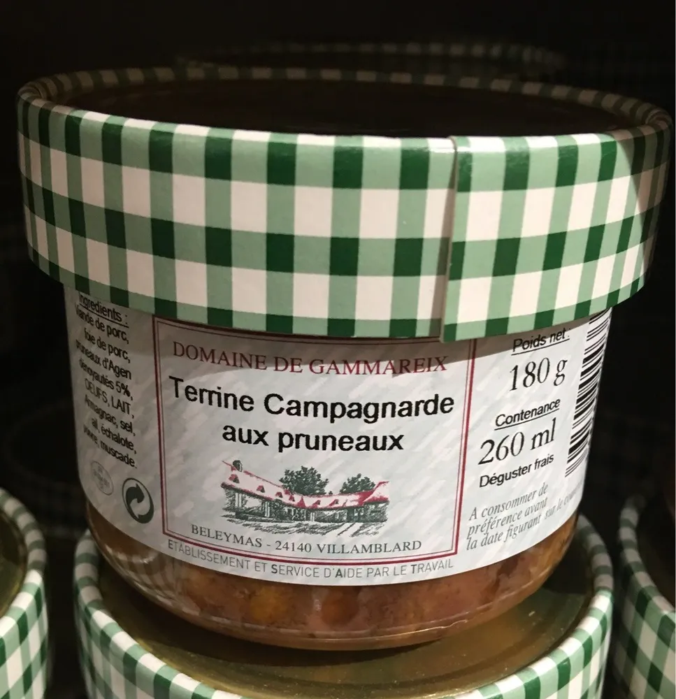 Terrine campagnarde aux pruneaux