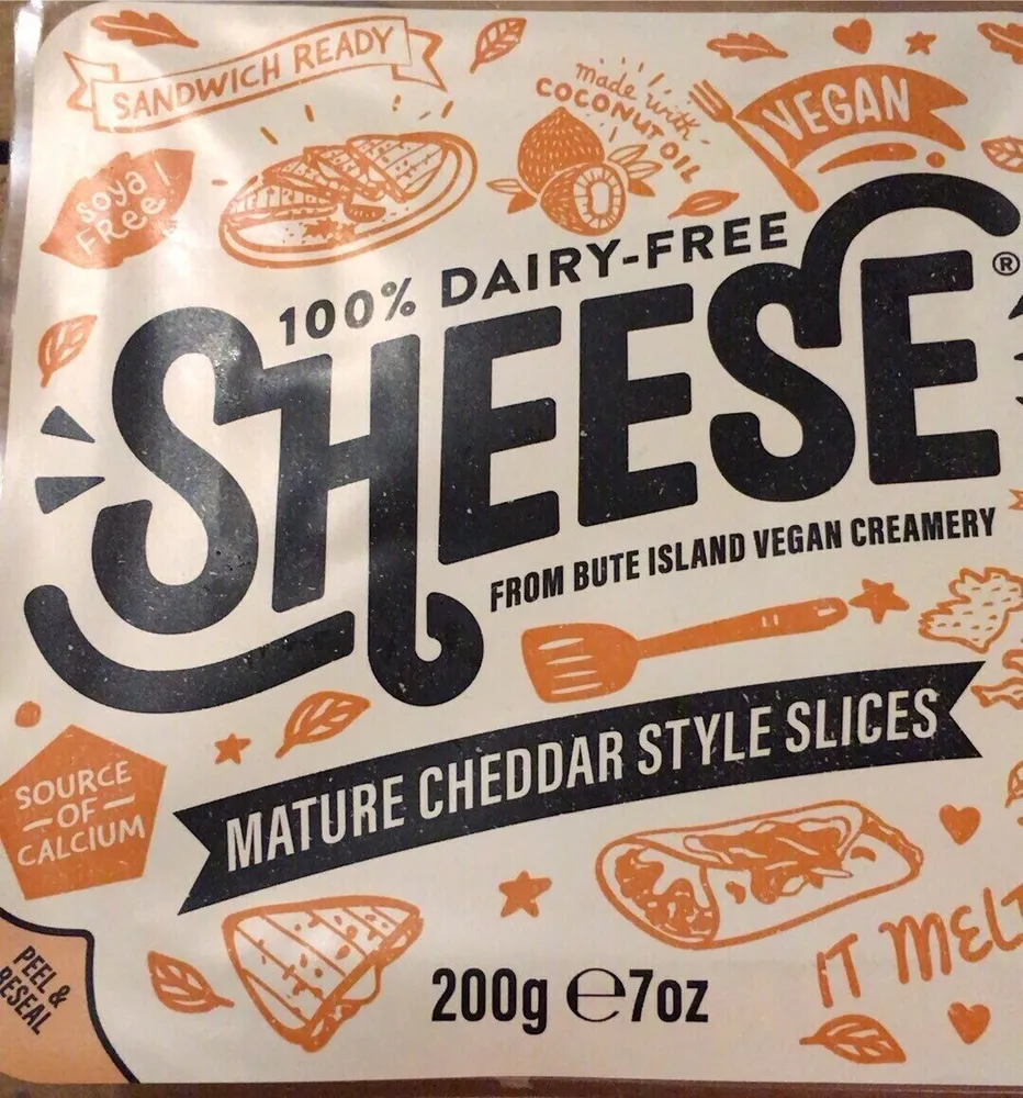 Mature cheddar style slices