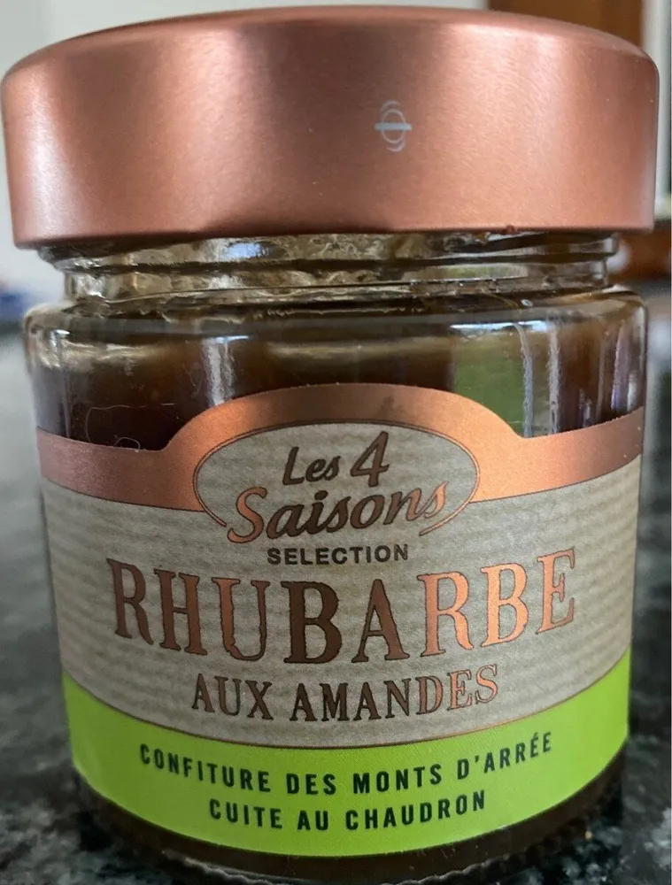 Rhubarbe aux amandes