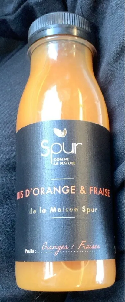 Jus d’orange et fraise