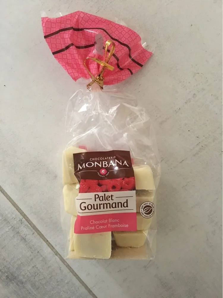 Palet gourmand chocolat blanc praliné coeur framboise