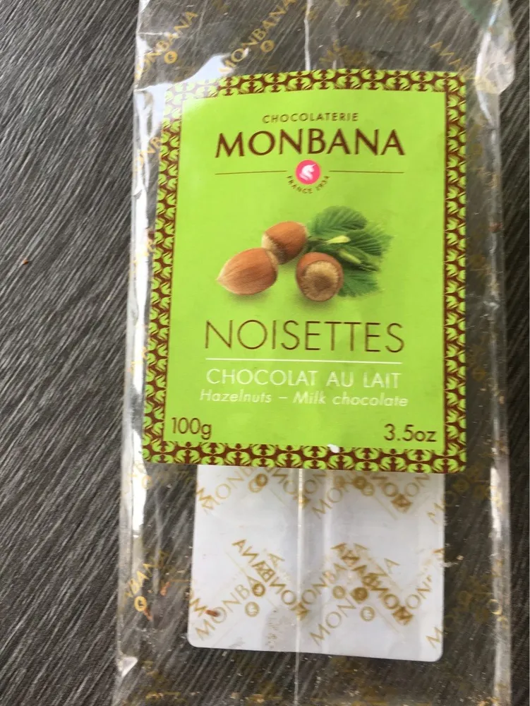 Chocolat au lait aux noisettes