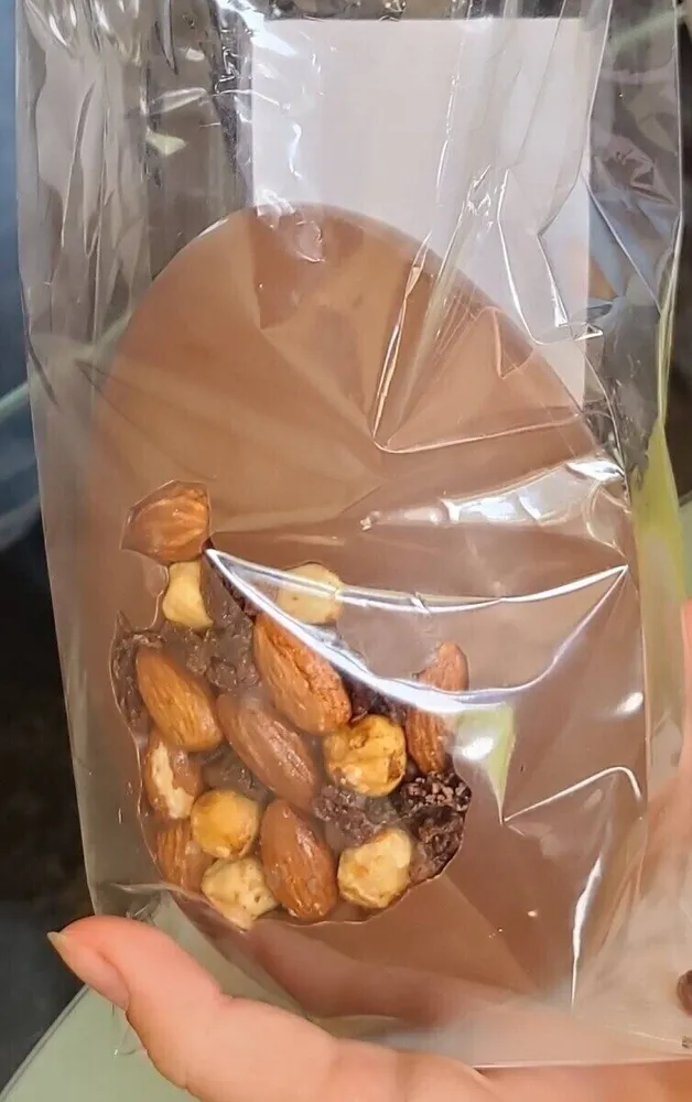 Œuf mendiant chocolat au lait