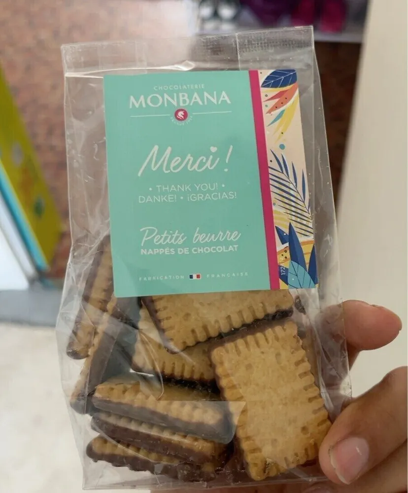 petits beurre nappés de chocolat